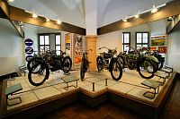 Schloss_Augustusburg__Motorradmuseum_c_-Lutz-Zimmermann