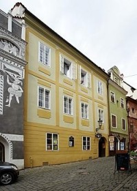 Nové muzeum v Českém Krumlově vypráví příběh vltavínů