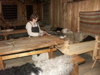 Vikingské muzeum Lofoty - předvádění řemesel