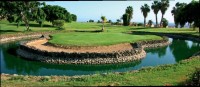Malebný ostrovní grín na akademii hřiště Amarilla Golf