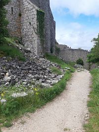 Katarský hrad Peyrepertuse