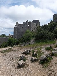 Katarský hrad Peyrepertuse