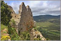 Katarský hrad Peyrepertuse