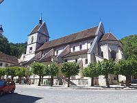 Kláštěrní kostel