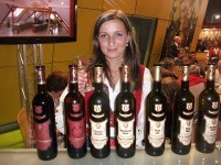Magda nalévala ze sedmi druhů vín z JZD Slušovice