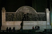 Monumento a Giuseppe Verdi na Piazza della Pace 
