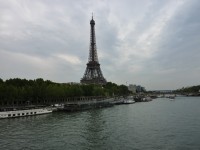 Eiffelka počtvrté přes řeku