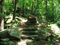 kamenné schody - délka asi 20metrů