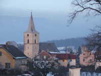 Mladějovice - kostel Sv. Maří Magdalény - pohled z křížové cesty