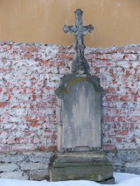 náhrobek Theodora Bratise - Mladějovice
