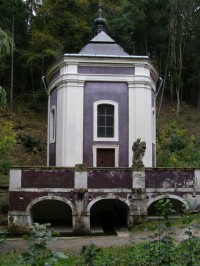 Klokočka - kaple sv.Stapina nad pramenem
