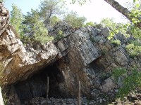 jeskyně pod vrcholem Babka