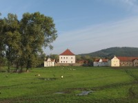 Z Křepenic přes krásné vyhlídky na Vltavu do Kňovic