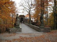 vstup do hradu Valdštejn