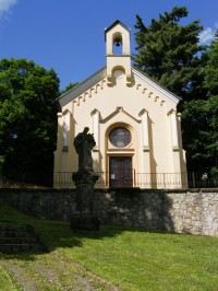 kaple nad Malou Skálou