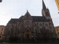 Praha a pseudogotický kostel sv. Prokopa na Žižkově
