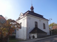 Nové Město nad Metují a kostel sv. Jana Nepomuckého