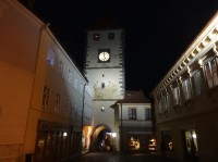 Mělník - Pražská brána i Galerie a café Ve věži