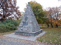 Tento norský důstojník a šlechtic na sebe upozornil především během Dánsko – švédské války v letech 1658–1660.