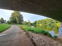 Hradec Králové a most U soutoku Labe s Orlicí (Obránců míru)