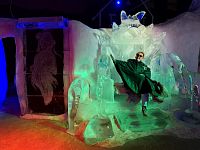 Magic ICE, bar z ledu ve městě Svolvær. I zde plní trika svou funkci, ale pro jistotu jsme se přioblékli.