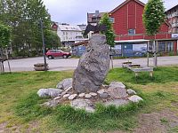 Obrázky z Norska – socha Kormorána ve městě Harstad