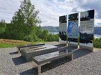 Obrázky z Norska – válečný pomník Narvik 1940 u města Bjerkvik