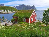 Nám se však líbí skoro každý domeček nejenom v této vesnici.