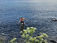 Na 68. rovnoběžce severní šířky (68.8213942 N) jsem se ještě nekoupal a nějaký ten pátek se patrně blíže severnímu pólu koupat nebudu.