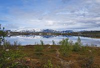Ve Švédsku, několik kilometrů za hranicemi s Norskem se rozkládá na ploše 77 km2 národní park Abisko, brána Laponska. Díky této ochraně si zdejší fascinující a nespoutaná příroda snad ještě dlouho uchová svůj laponský charakter.