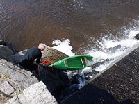 Pro ty, kteří by nechtěli mé povídání číst dále, prozradím, že pan Max i loď Vydra přežili.