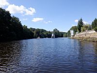 Za tím druhým se blíží konec naší letošní plavby po největším pravostranném přítoku středního Labe, které Jizera zásobuje svou vodou.