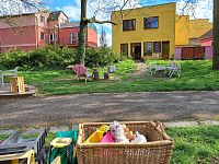 Kyjov a Bio královna, kavárna s obchůdkem