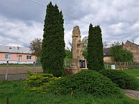 Bukovany a pomník obětem 1. a 2. světové války