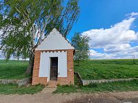 Ostrovánky a kaple Panny Marie