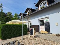 Kosmonosy u Mladé Boleslavi a Cukrárna Na kopečku