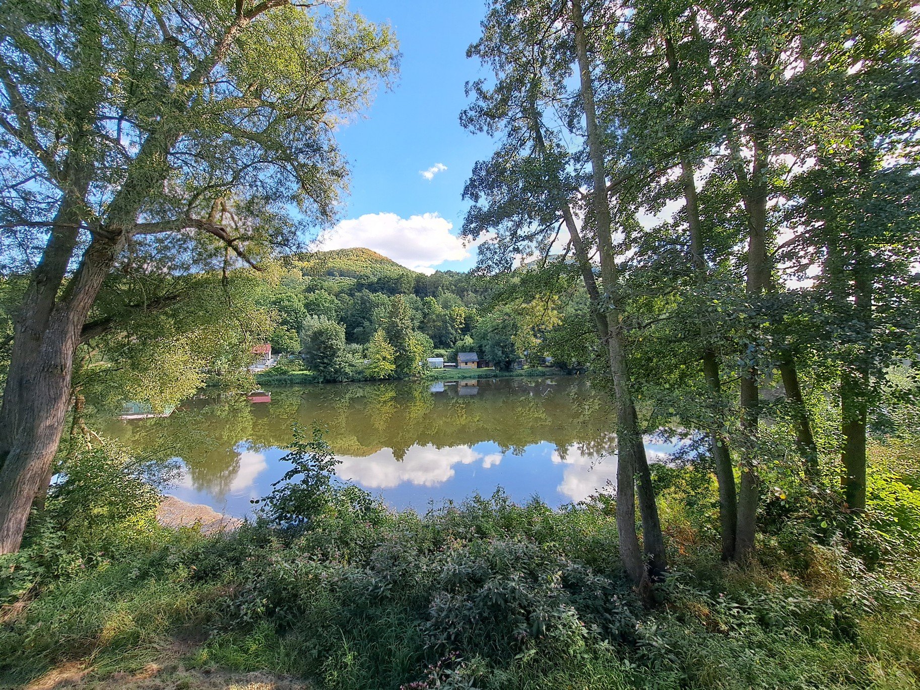 Klášterec nad Ohří a Jan z Pomuka v lázeňském parku Evženie