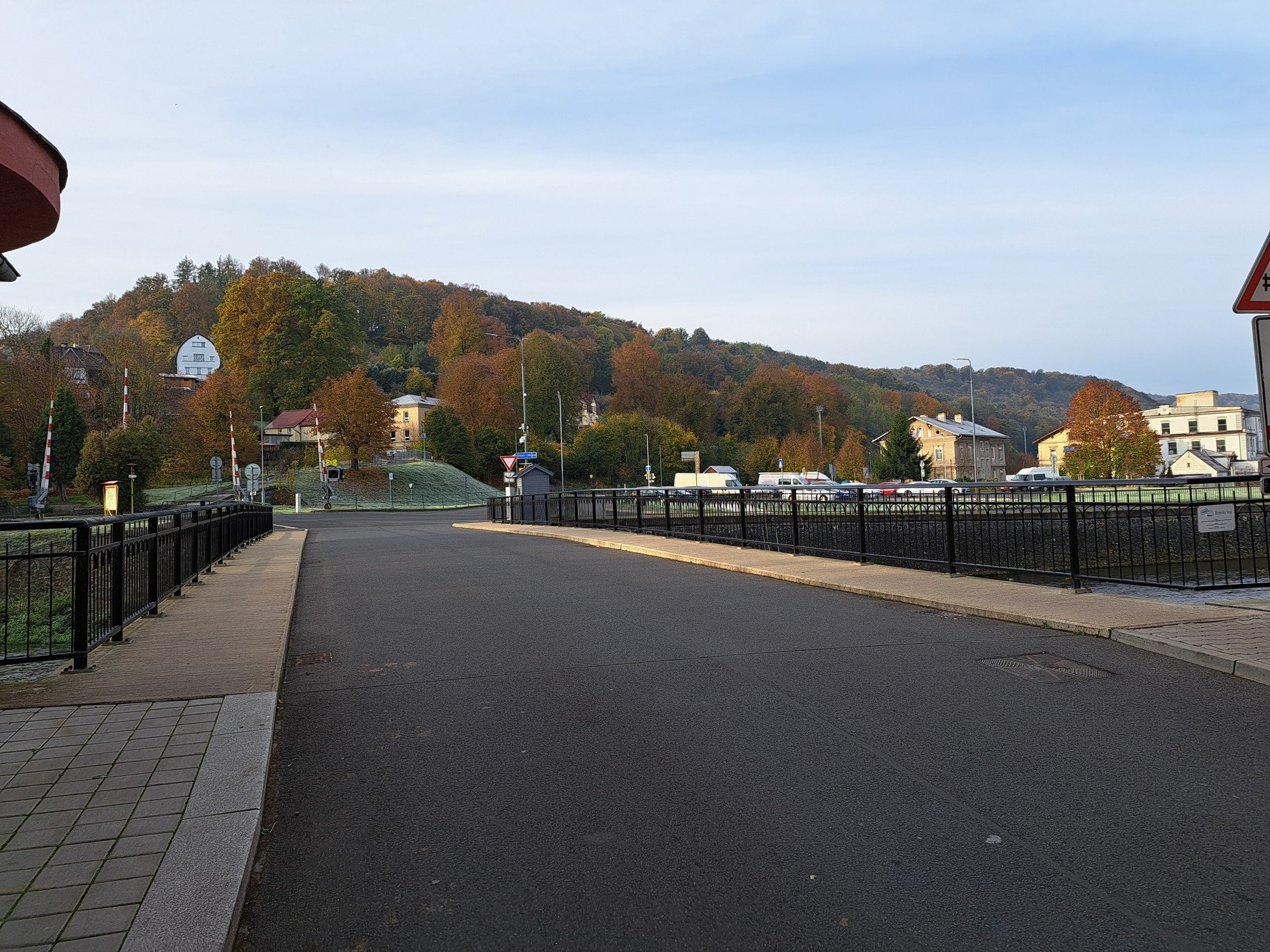 Benešov nad Ploučnicí a silniční most