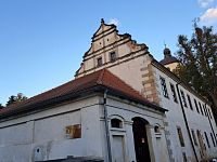 Jeden z objektů zámku