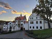 Jeden z objektů zámku