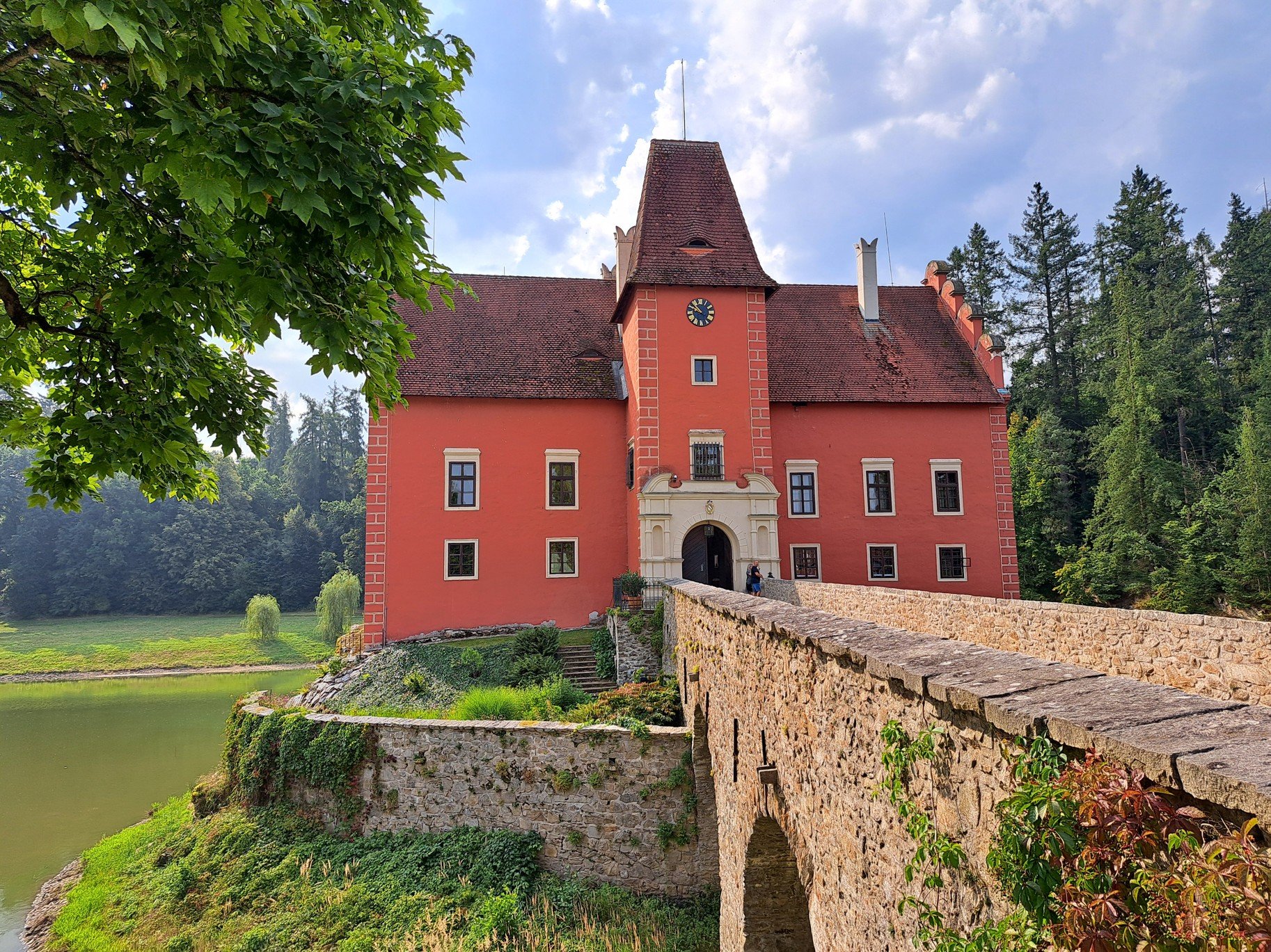 Pohádkový zámek Červená Lhota