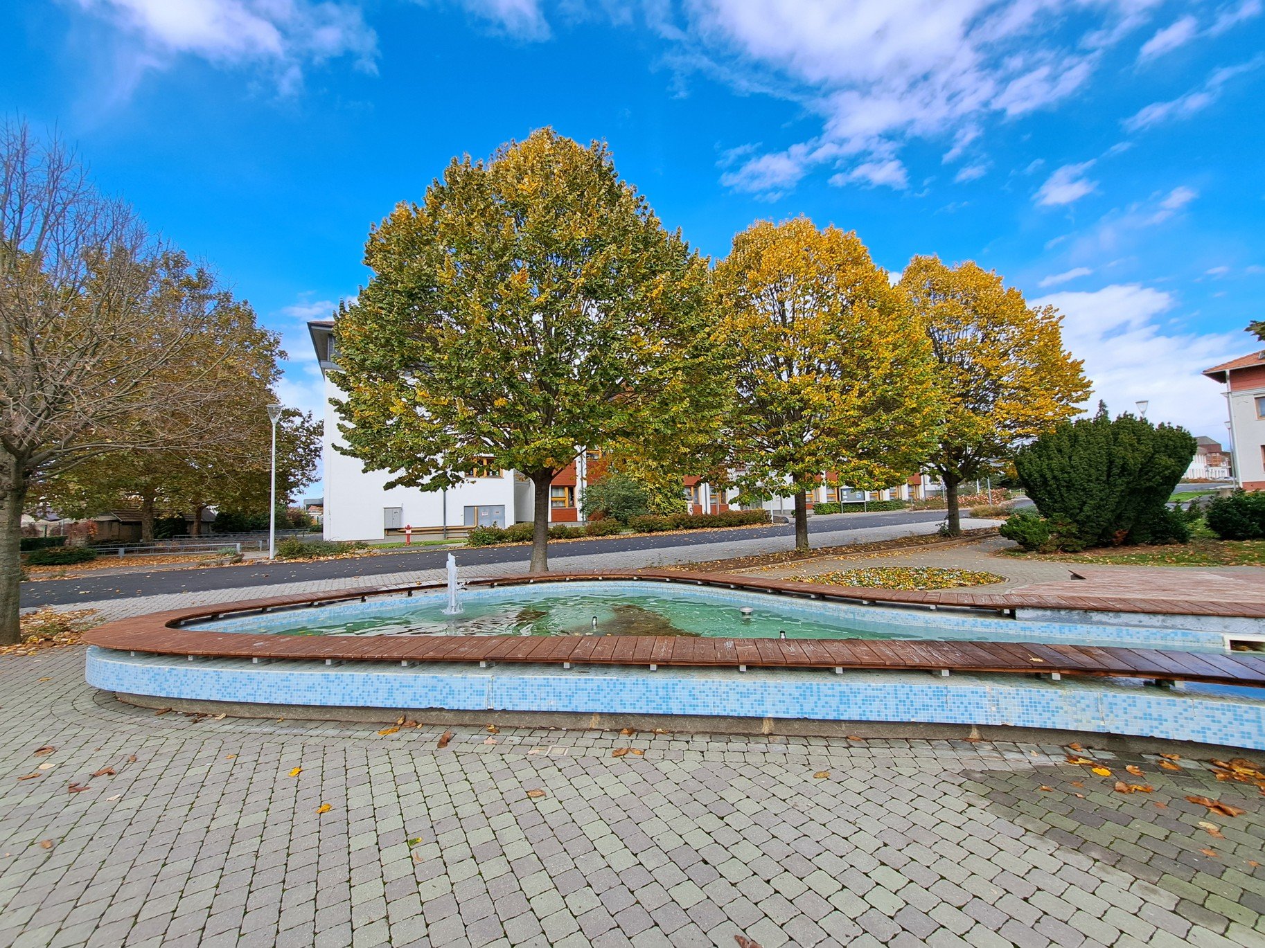 Obrázky z Maďarska a Eötvös-park ve městě Bük