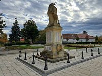 Památník věnovaný obětem 1. a 2. světové války