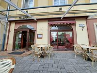 Obrázky z Maďarska a kavárna Claudia Cukrászda ve městě Szombathely