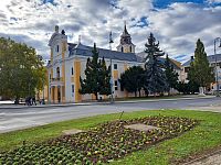 Obrázky z Maďarska a pomník Lajos Batthyány ve městě Sárvár