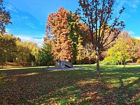 Hradní (zámecký) park.