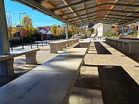 Místo souhlasí, našli jsme to dobře, ale moc toho zde dnes nenakoupíme.