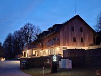 Slova NE nebo NEJDE neznají. Nic nám tady nechybělo, snad jenom ten vodník, kdyby byl v rybníčku.