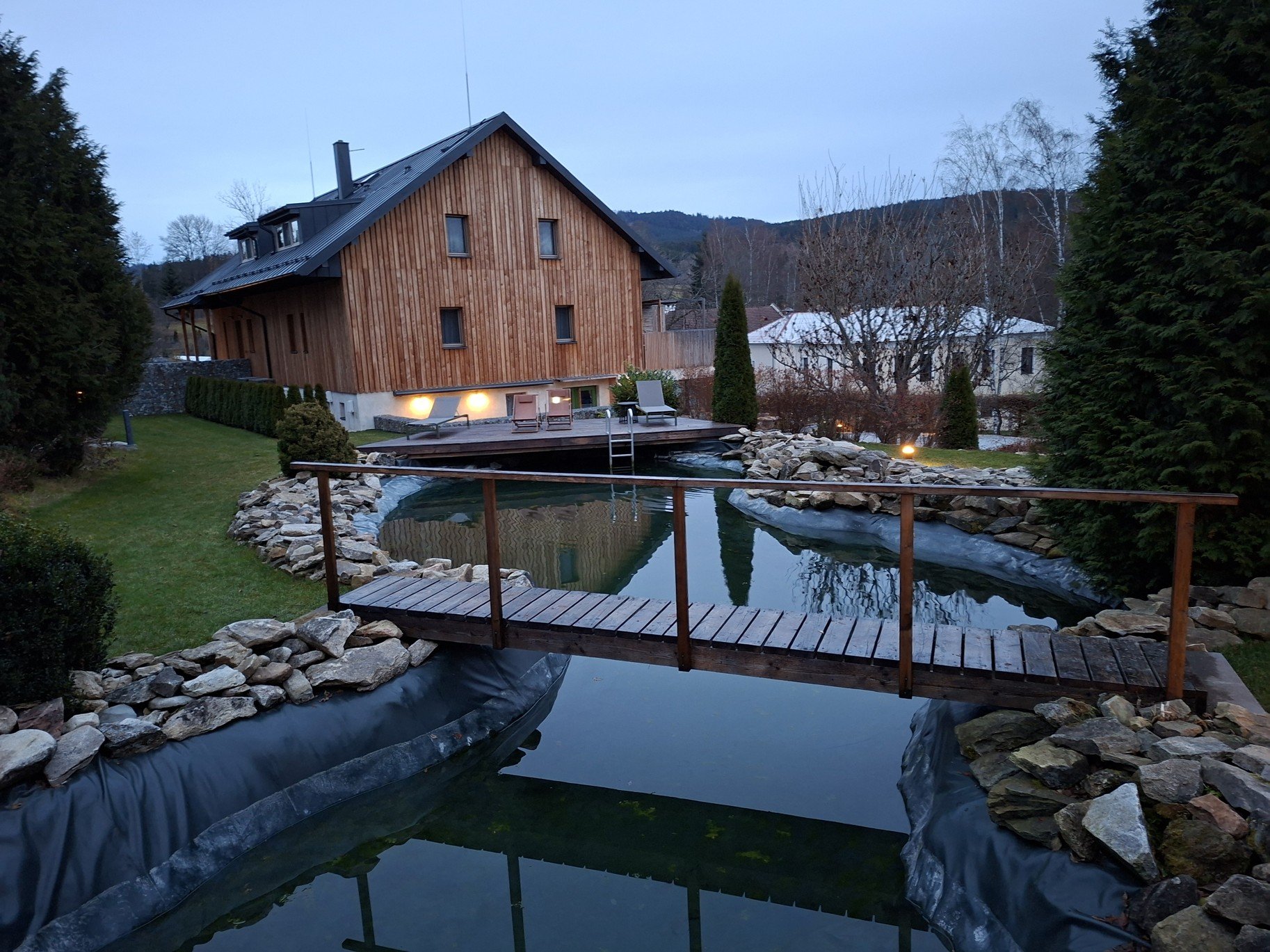 Obrázky ze Šumavy a vyhlídková procházka okolo Želnavy