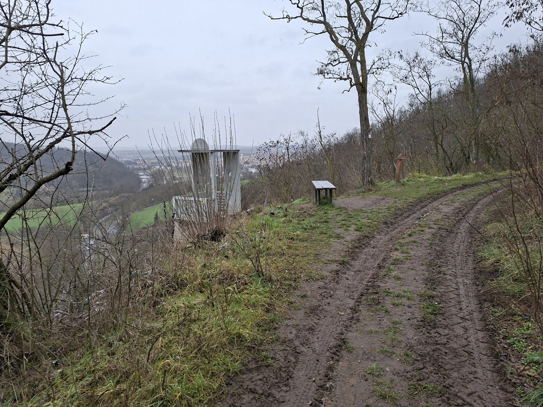 Ivančice a rozhledna Na Oklikách